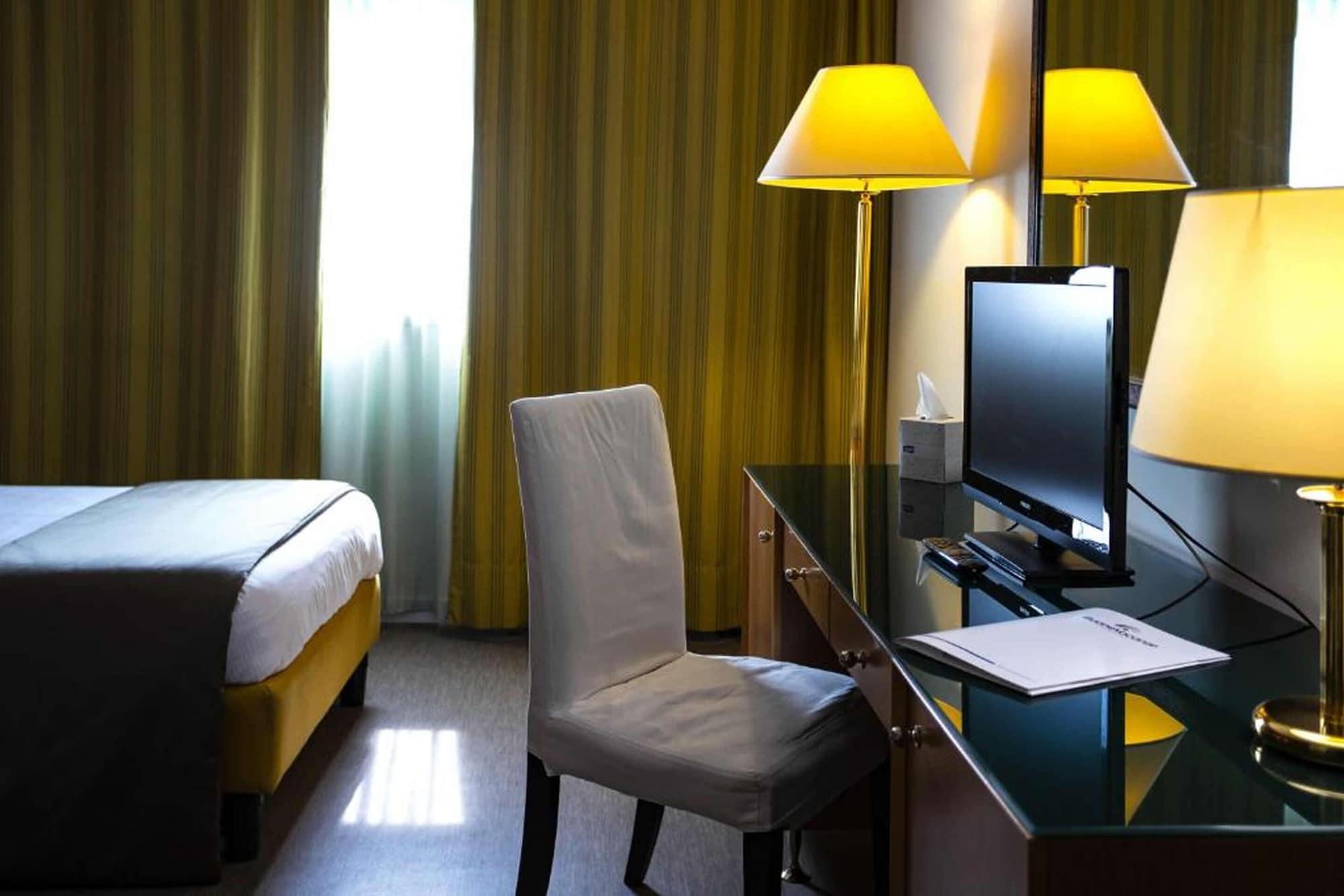 Bv Hotel Oly Рим Экстерьер фото