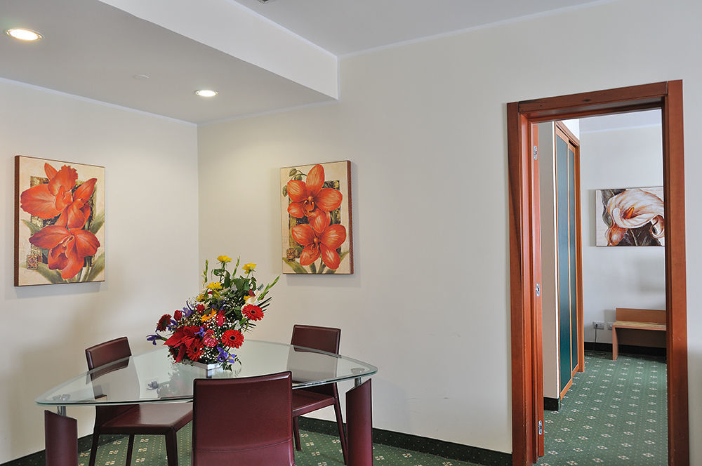 Bv Hotel Oly Рим Экстерьер фото