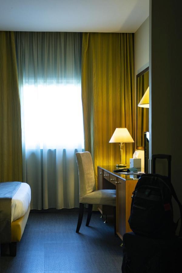 Bv Hotel Oly Рим Экстерьер фото